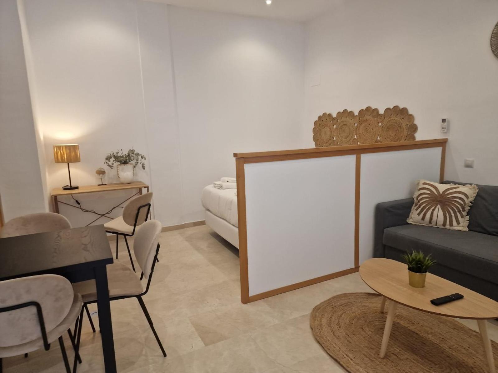 Isg Apartments Estudio En La Alameda 2 เซบีญา ภายนอก รูปภาพ