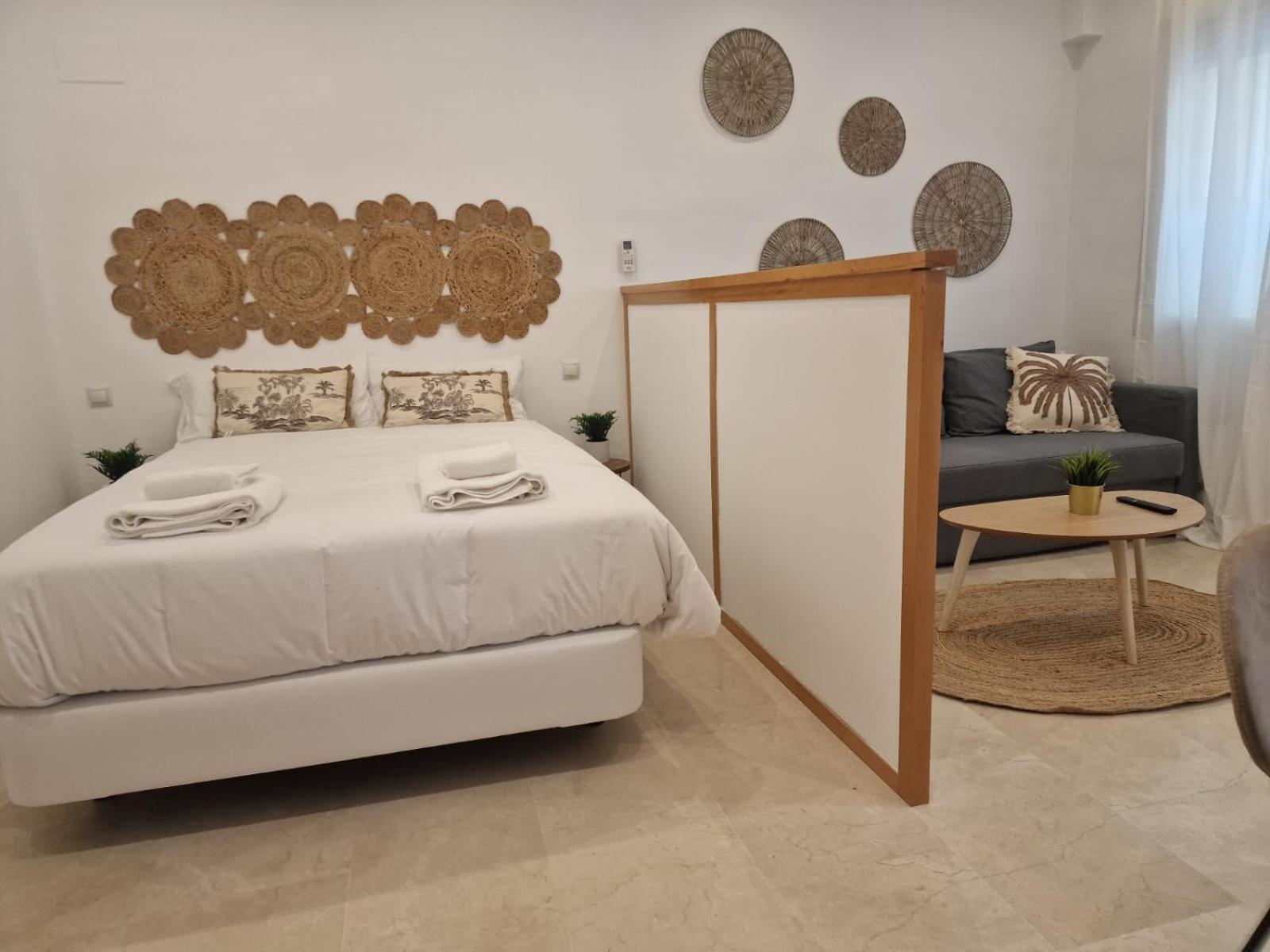 Isg Apartments Estudio En La Alameda 2 เซบีญา ภายนอก รูปภาพ