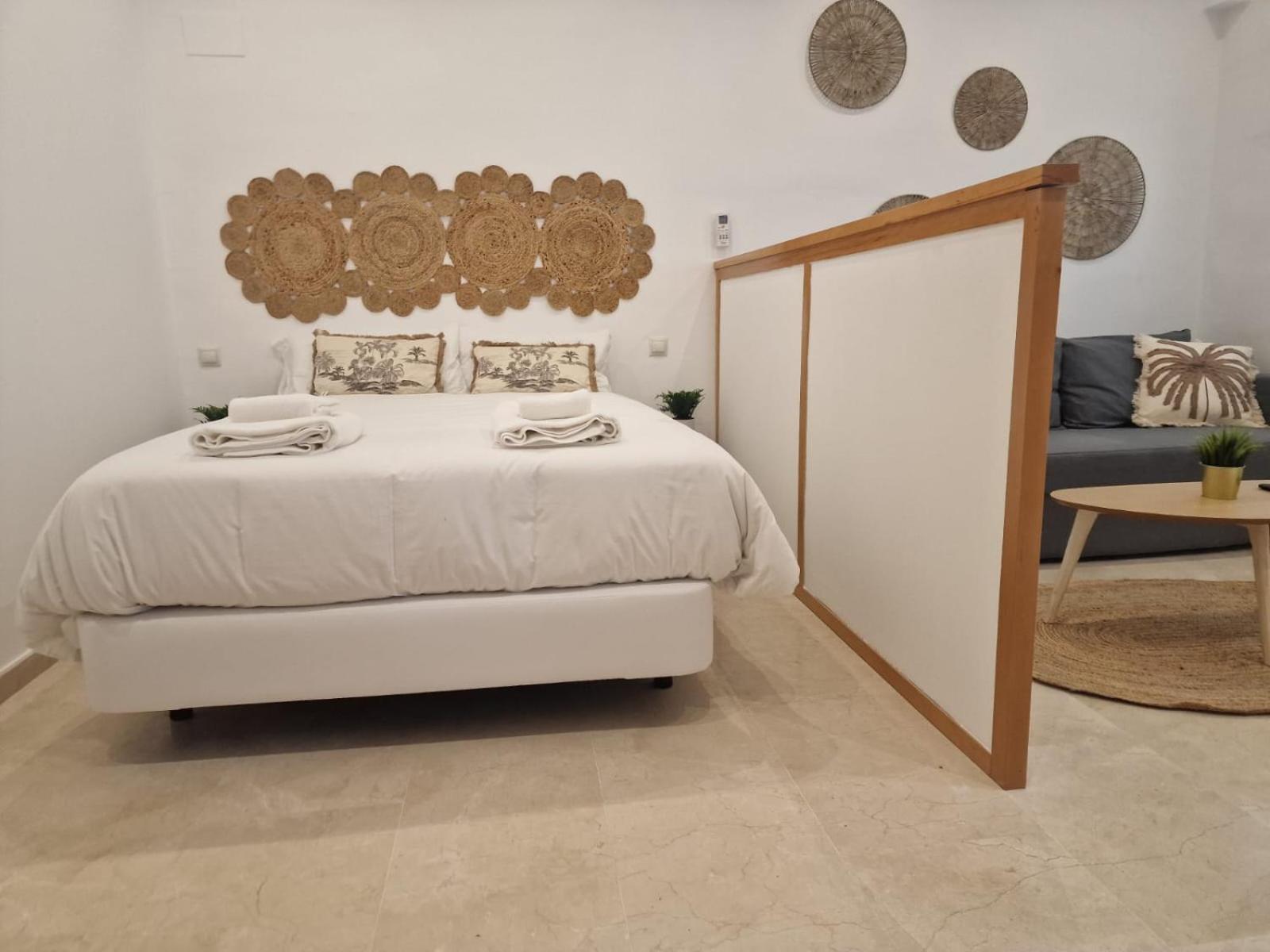Isg Apartments Estudio En La Alameda 2 เซบีญา ภายนอก รูปภาพ